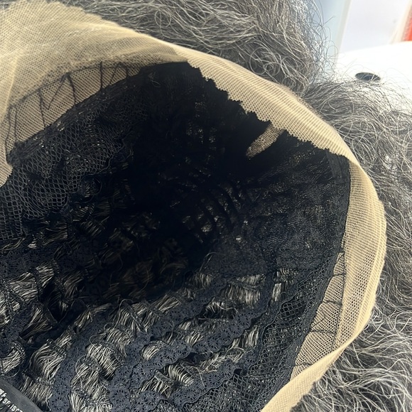 Gray pre parted lace front wig - Picture 8 of 8